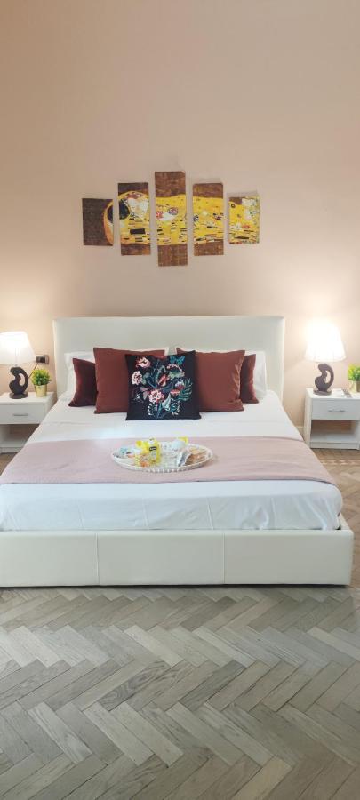 Bed & Breakfast Domus Luigi Leone *