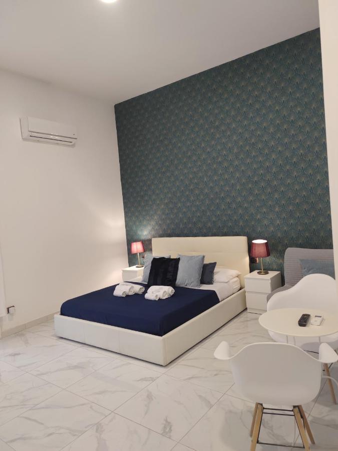 Bed & Breakfast Domus Luigi Leone *