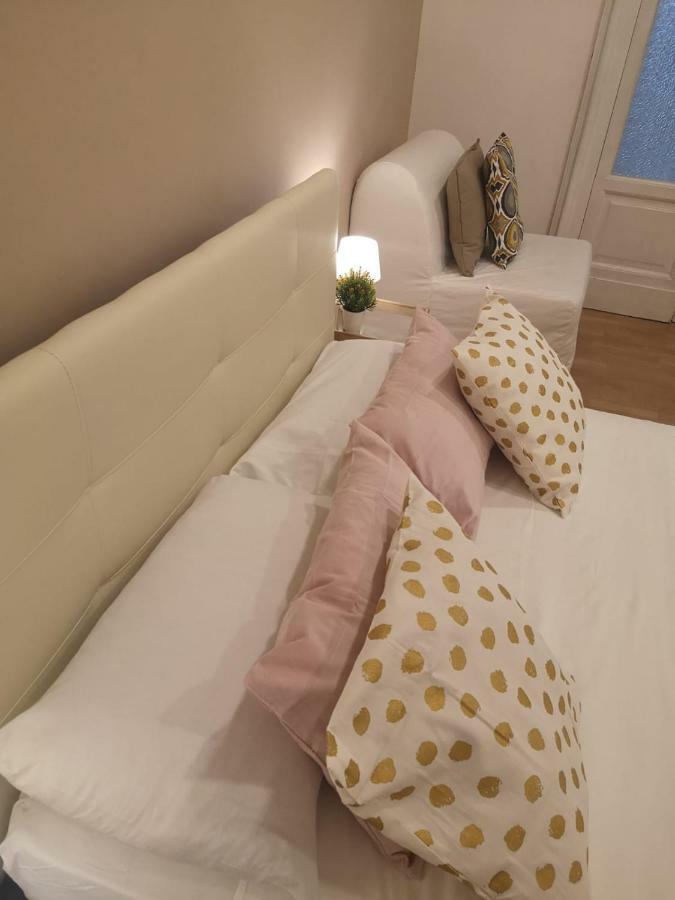 Bed & Breakfast Domus Luigi Leone