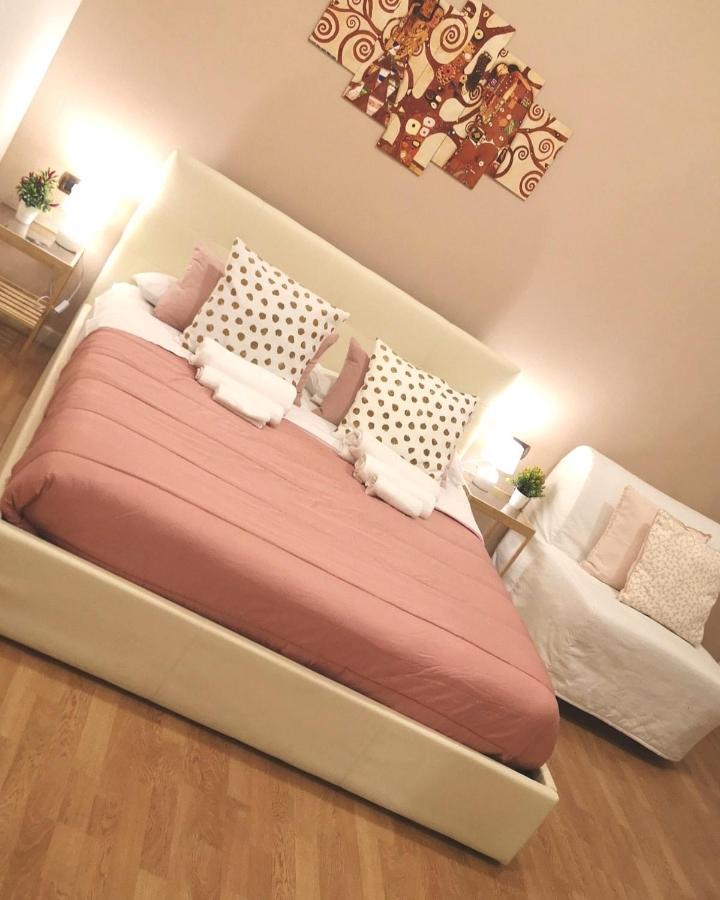 Bed & Breakfast Domus Luigi Leone *