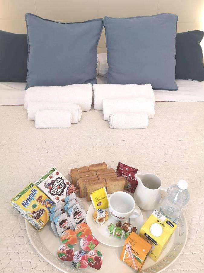 Domus Luigi Leone Bed & Breakfast